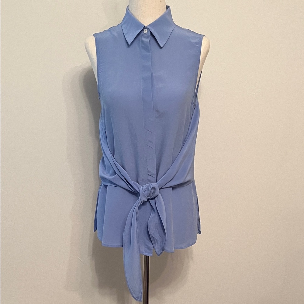 Club Monaco Sleeveless Silk Blue Tie-Front Blouse. Size XS NWOT